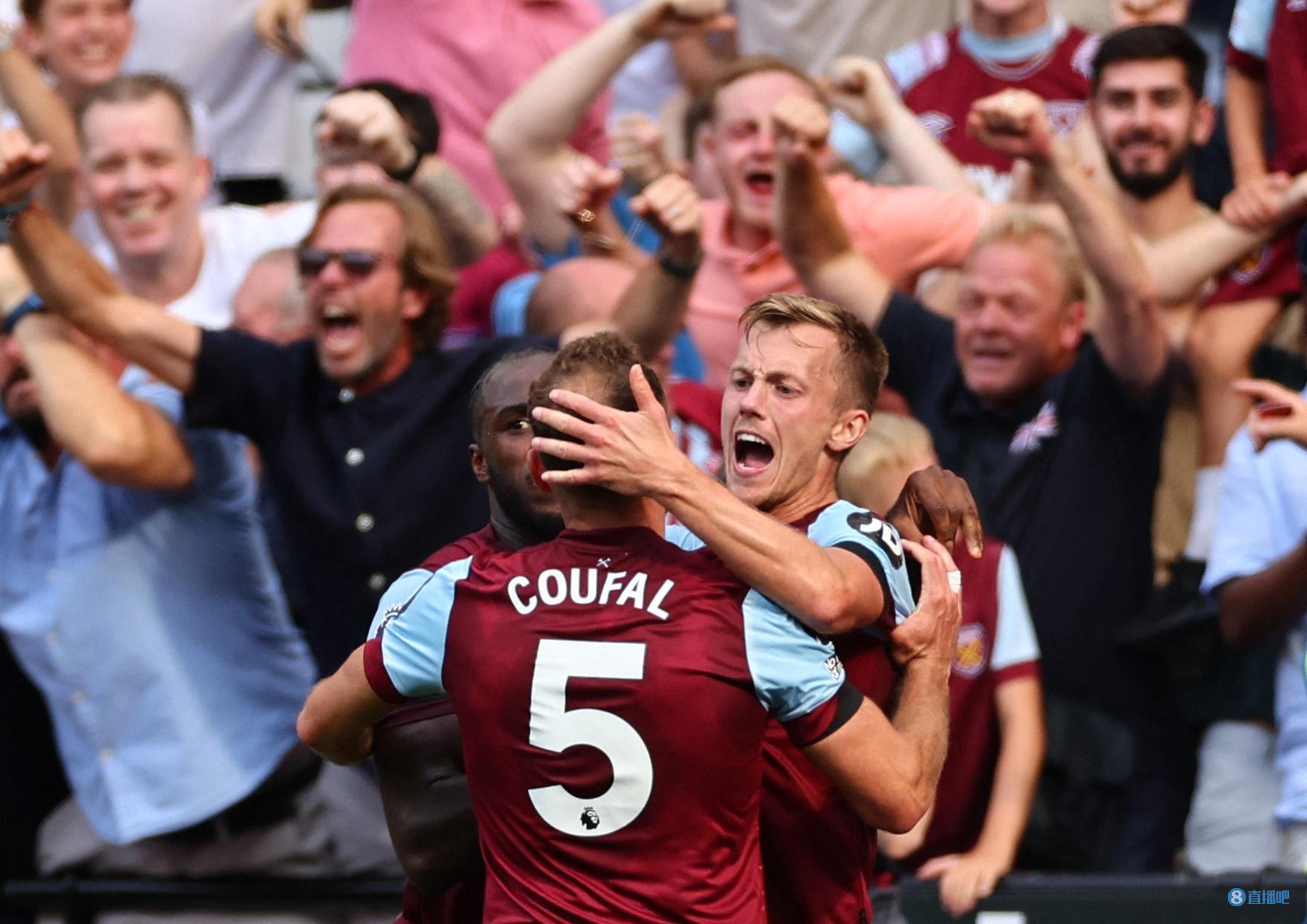 一位在训练 一位在训练