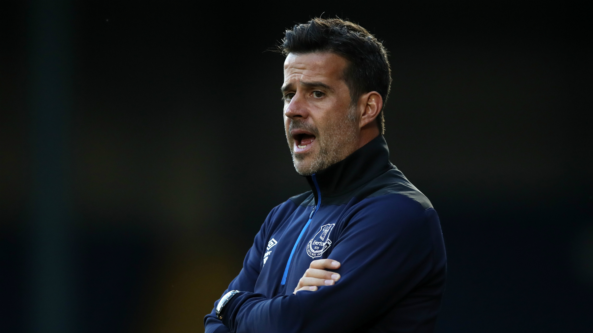 接的对话机 接的对话机