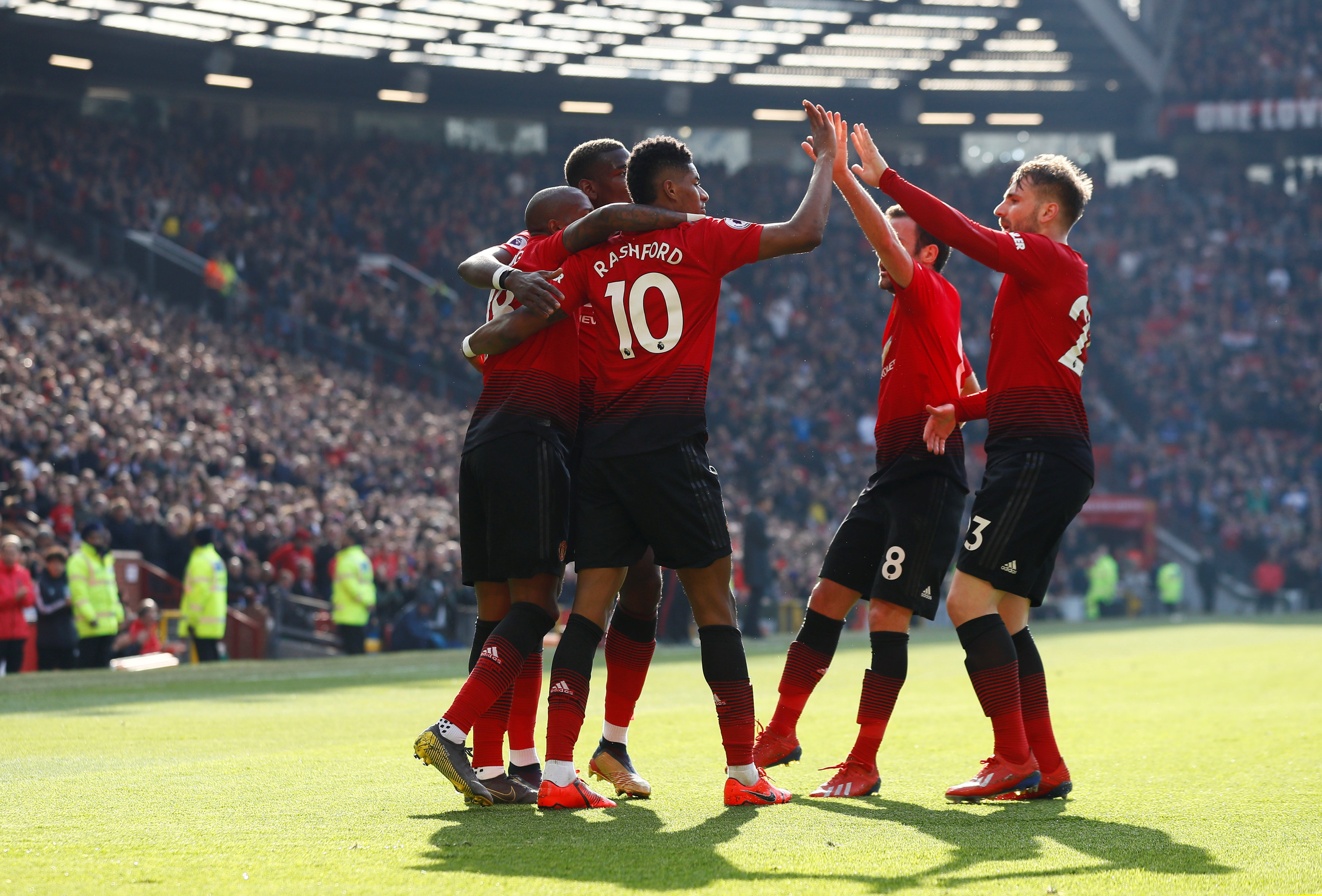 尽管目前拜 尽管目前拜